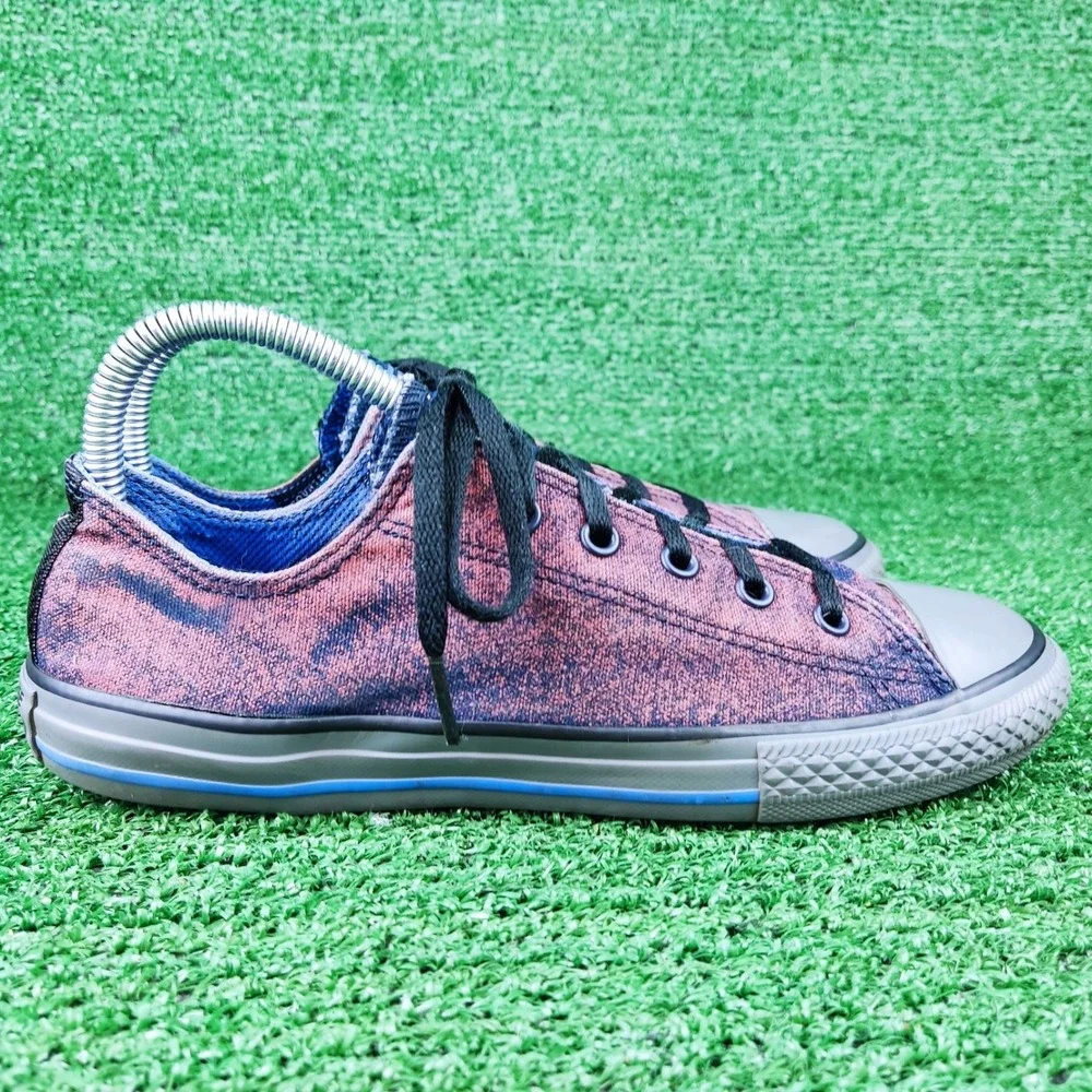Converse Sneakers Junior 5 Burgundy Blue Chuck Taylor All Star Low Distressed